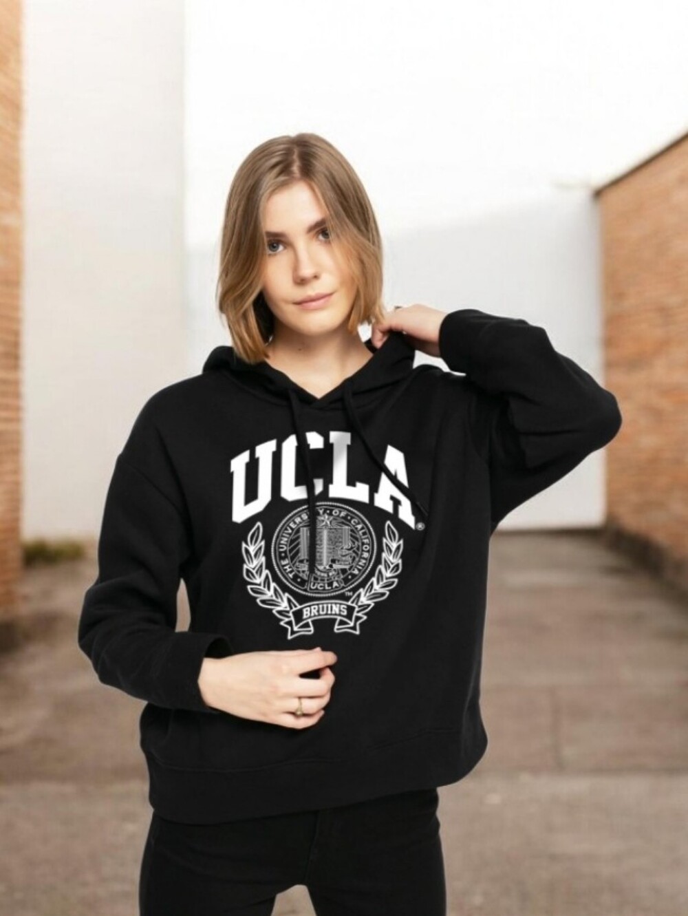 #T006 H&M Hoodie Sweater Graphic "UCLA thr University Of California"